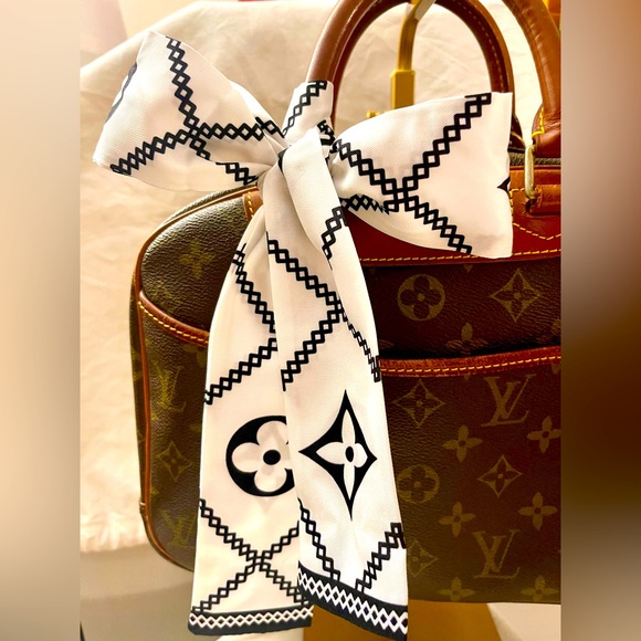 Black Script Monogram Twilly Bandeau Scarf - Picture 2 of 3